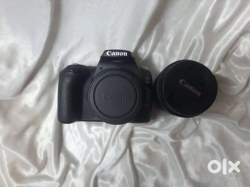 Canon EOS 200D II 24.1MP Digital SLR Camera + EF-S 18-55mm is Kit Lens