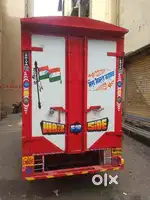 Porter me gadi chalana h bajaj maxima 3 wheeler h