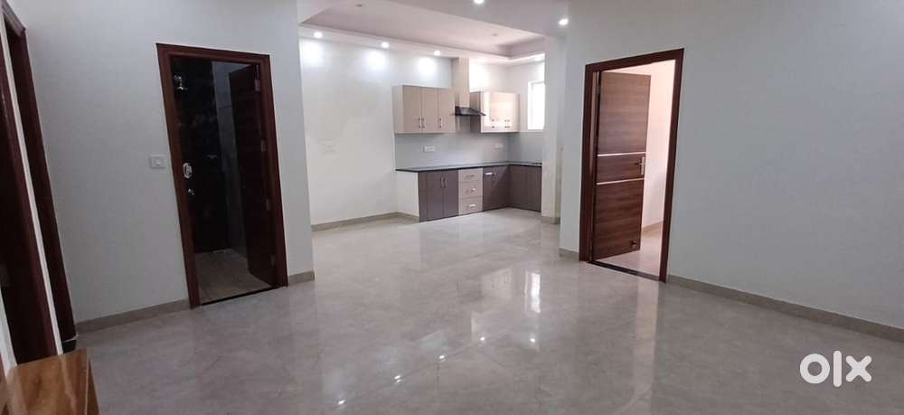2BHK BIG SIZE READY TO SHIFT FLAT ON NIJJAR ROAD SECTOR 126 MOHALI.