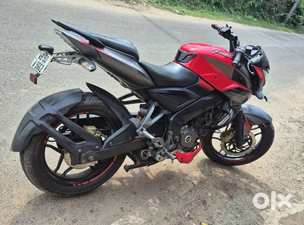 Pulsar Ns200 very good condition bike Bs4