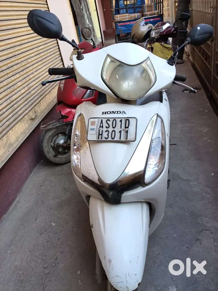 Honda aviator and hero pleasure 2012 price 12000