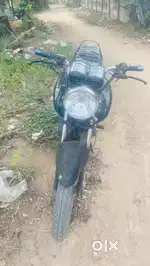 Hero Hunk 2015 model single owner recently full service completed
