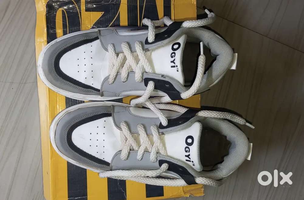 OGGY  SHOES
