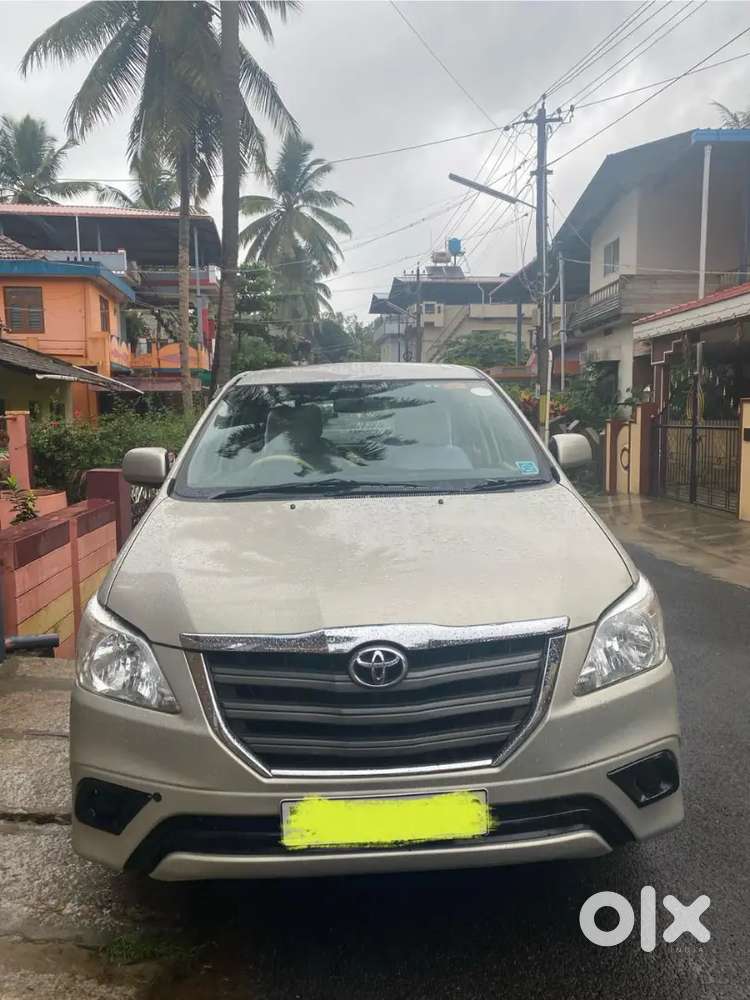Toyota Innova 2015 Diesel 160000 Km Driven