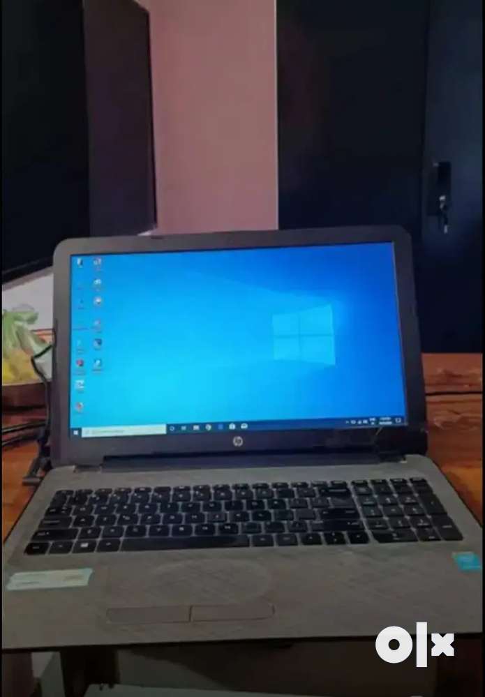 HP LAPTOP IN VERY GOOD WORKING CONDITION