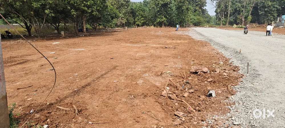 మంగళగిరి హైవేకి 1.5km దూరంలో ఆత్మకూరు ఇప్పటం రోడ్ లో లేఔట్ ప్లాట్స్