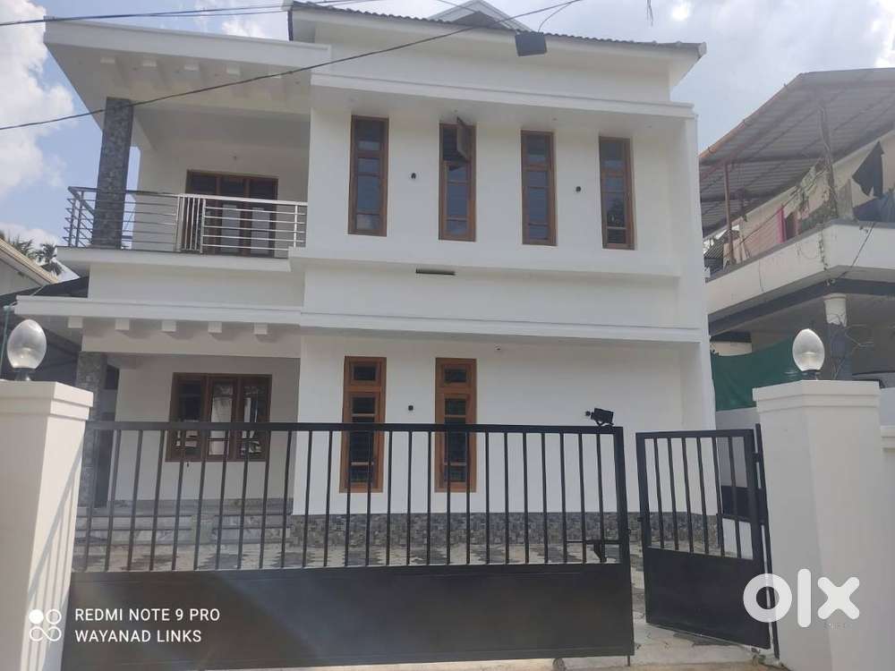 House for Sale in  Sulthan Bathery! Wayanad