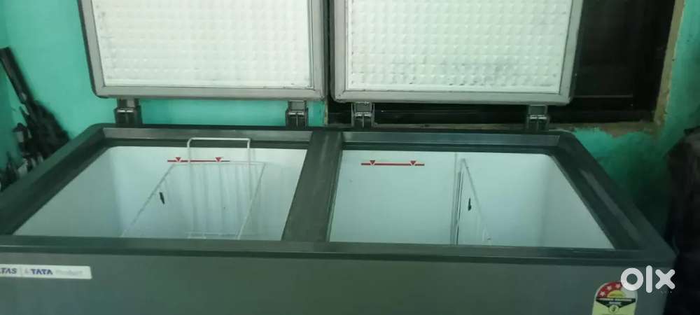 VOLTAS  A TATA PRODUCT, COMMERCIAL REFRIGERATOR