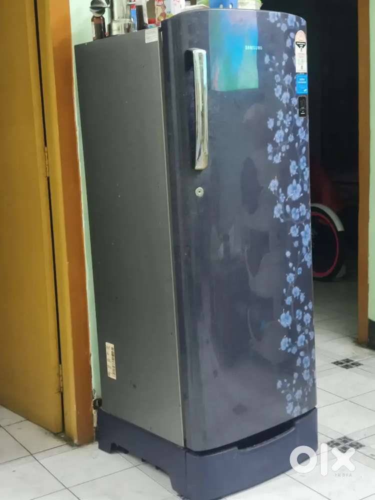 200ltr, 5 star, Single Door Samsung fridge for sale
