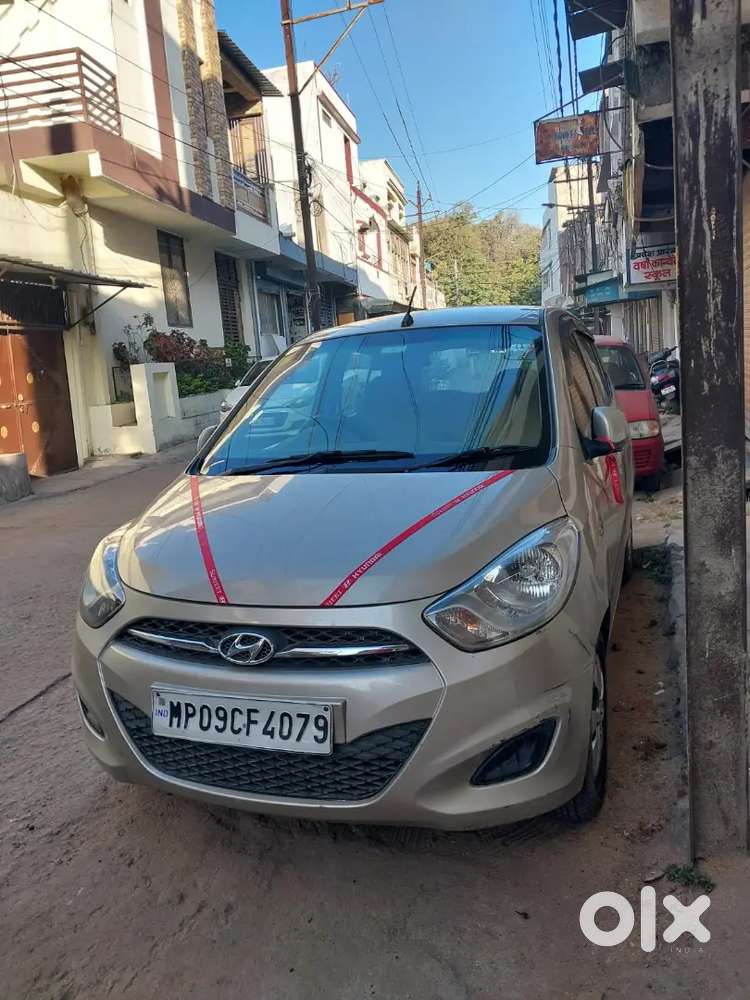 Hyundai i10 2012 Petrol 94000 Km Driven