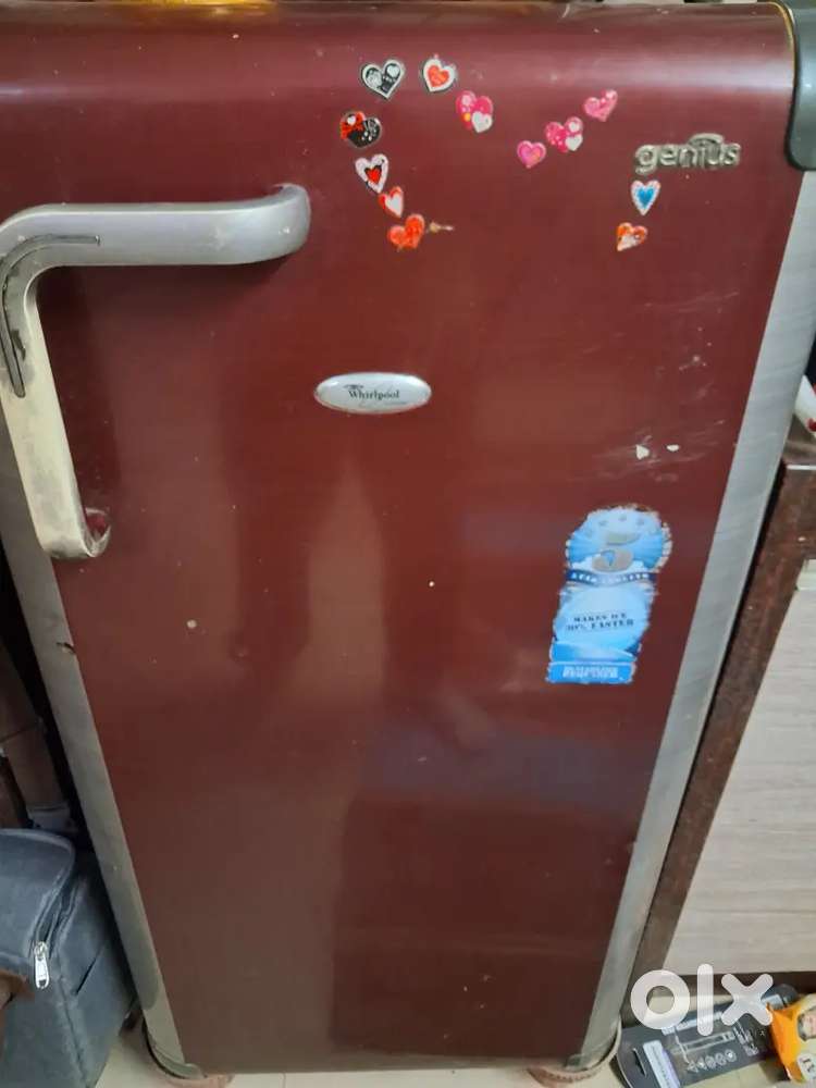 Fridge in Working condition at 4000 Rupees