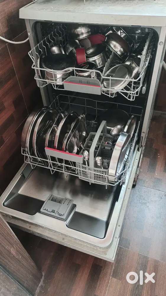 Bosch 13 Place Setting Dishwasher