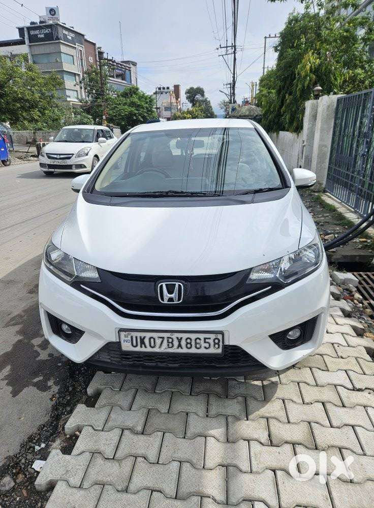 Honda Jazz V MT Privilege, 2017, Petrol