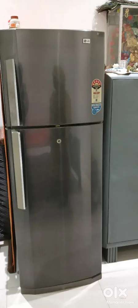 Fully Working fridge (LG)