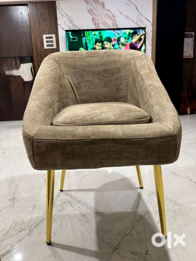 Dinning table chairs