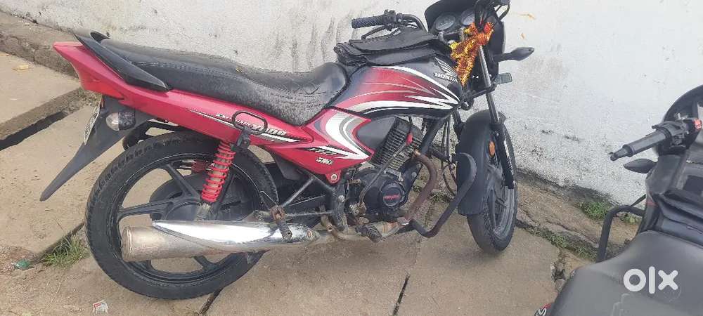 Good condition  clear papers