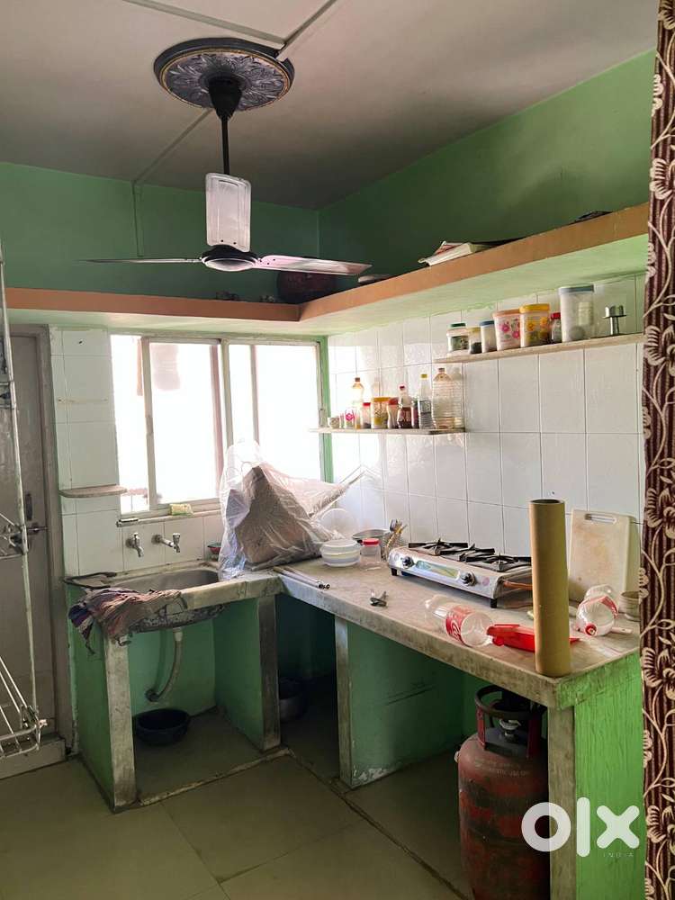 FLAT FOR RENT IN VAPI CHARWADA ROAD NEAR SARGAM.