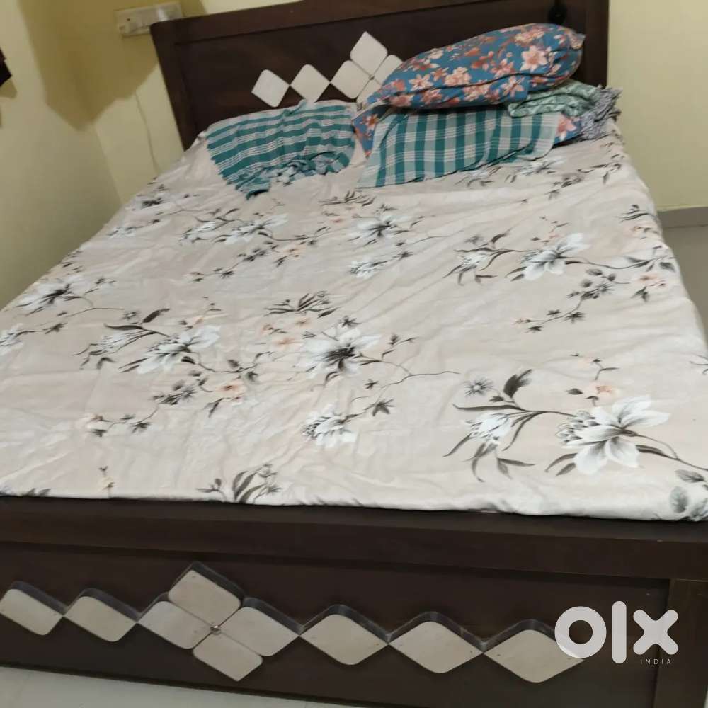 Double Bed (Pety Palang) – 6×5 Feet