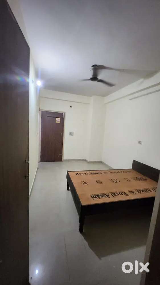 1rk semi furnished flat for rent in New Ashok Nagar