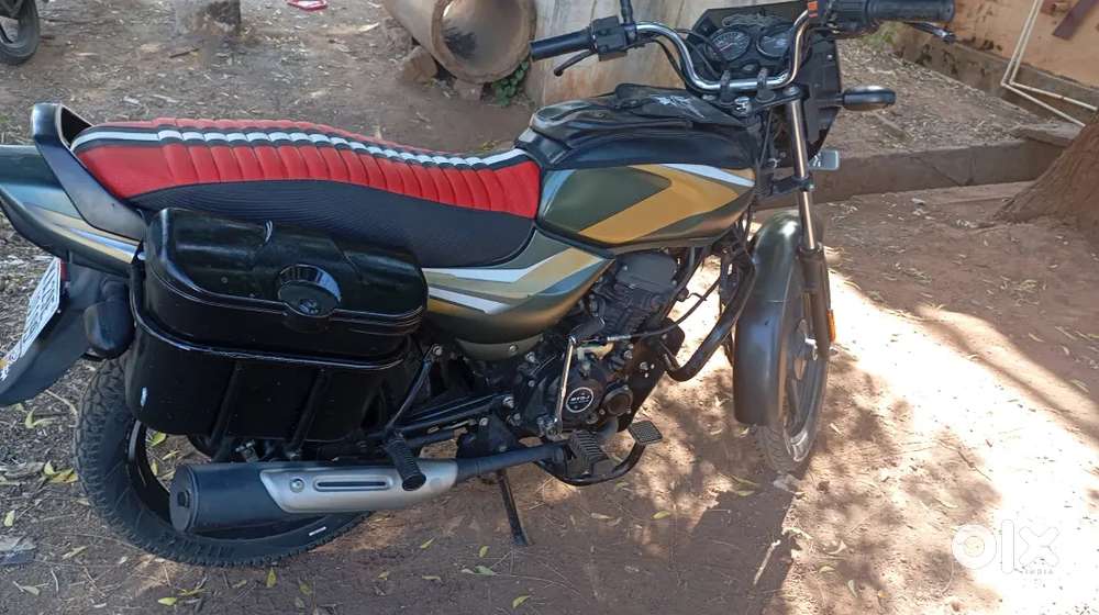Bajaj 100 Model 2020