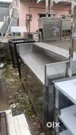 Servicing counter
