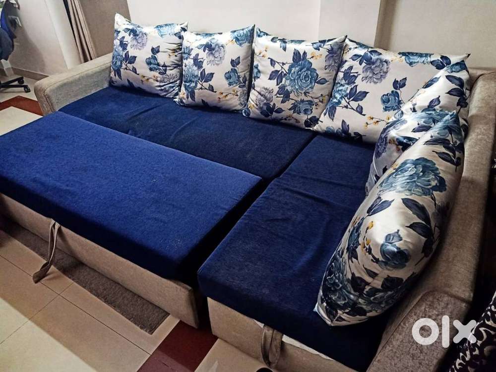 Raheja Vistas 2Bhk furnished flat for rent 30k in NIBM