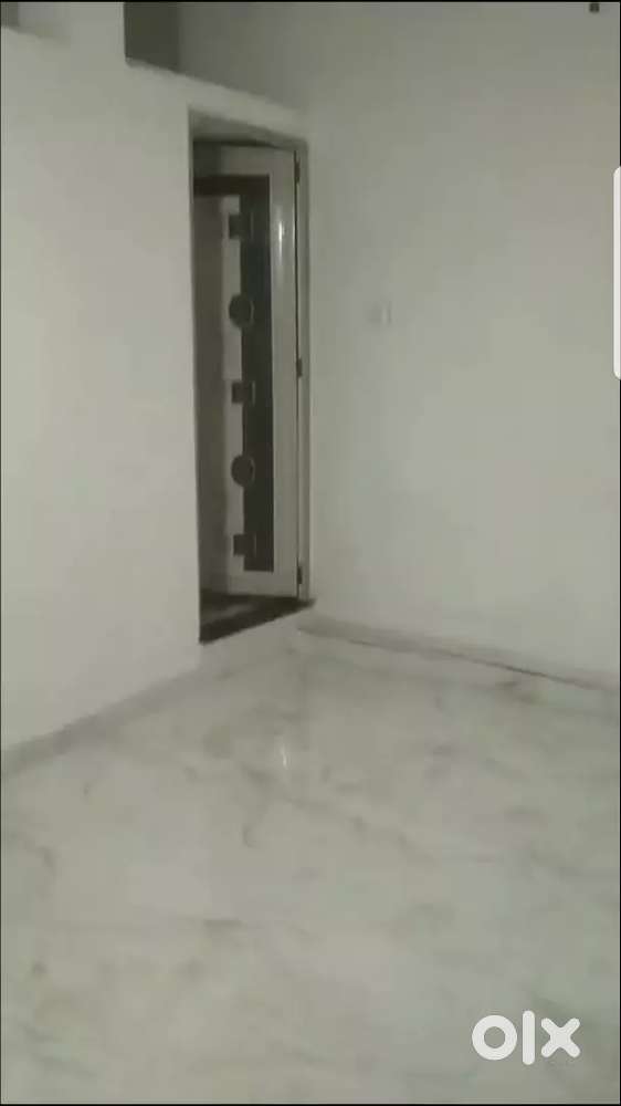 1room with attechd let bath available for rent