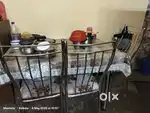 4 SEATER DINING TABLE
