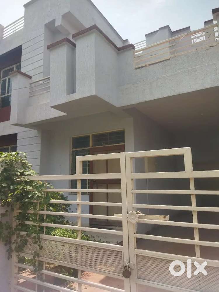 3 BHK Duplex Rent out at Soumya State BDA Road Awadhpuri Bhopal
