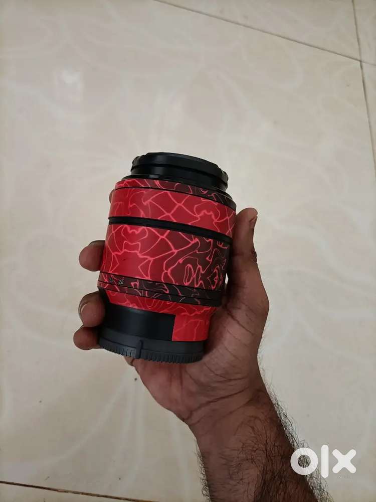SONY 28-70MM KIT LENS WRAPPED CLEAN CONDITION