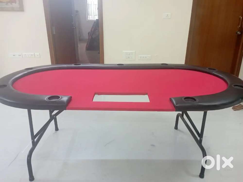 Poker Table