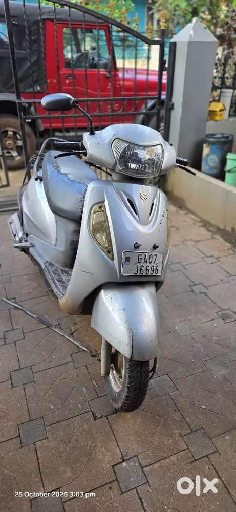 Sparingly used suzuki Access 125
