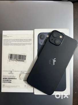 Selling my 7 momth old iphone 13 with Bill,Box and data cable