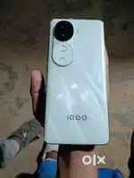 Iqoo Z9s5g 12+12ram 256rom