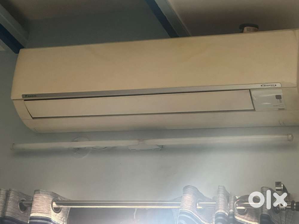 1.5 ton Ac invertor daikin