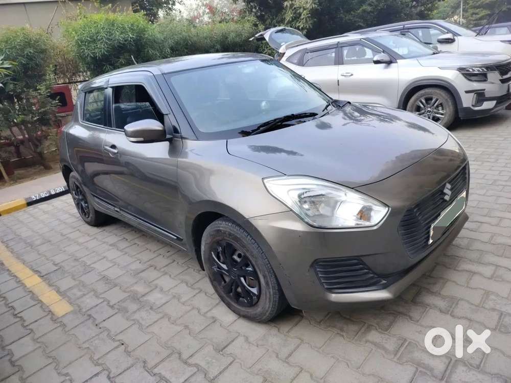 Maruti Suzuki Swift AMT  Well Maintained