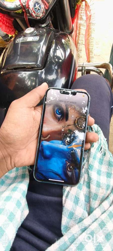 I Phone 13