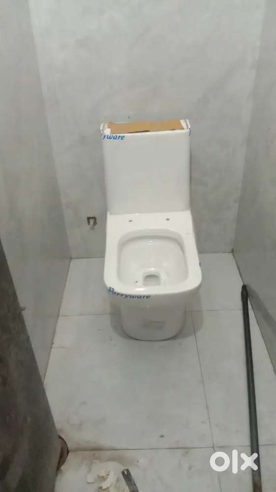 Ghar ki kitchen aur bathroom ka kam karte Hain