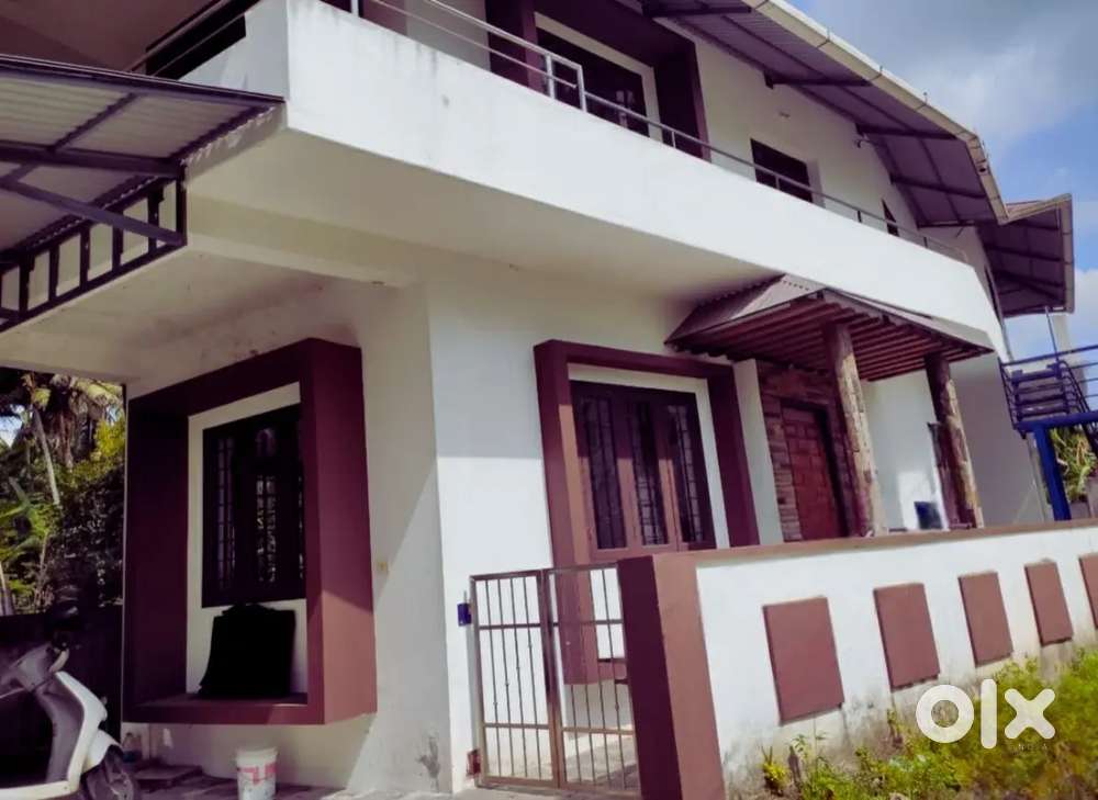 4 bhk house for sale near mobility hub vytila