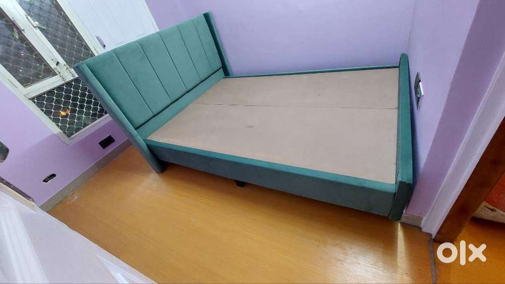 Kids Bed Green color