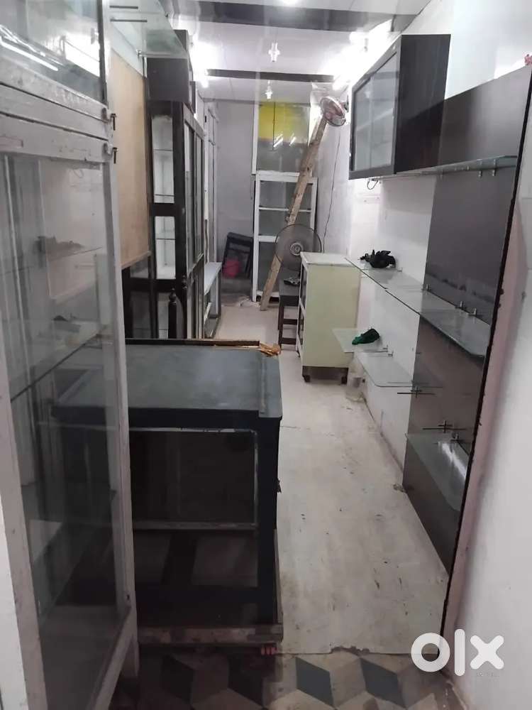 Beautiful shop for rent in bhawanipur