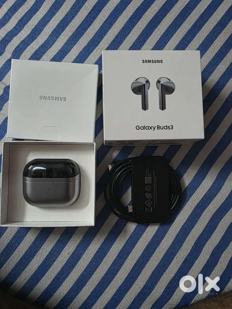 Samsung buds 3