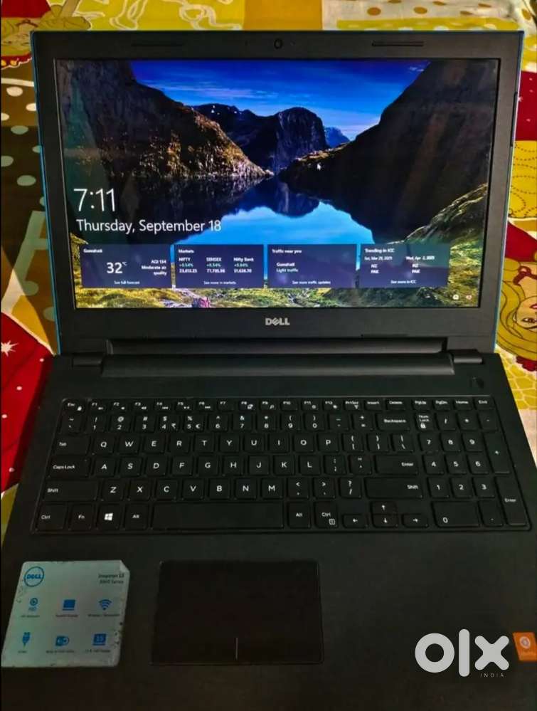 Dell Inspiron 15 3552 Series