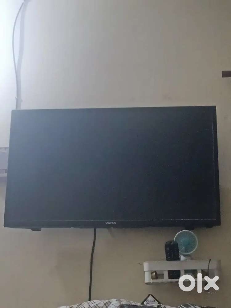 Led new condition 32 inch