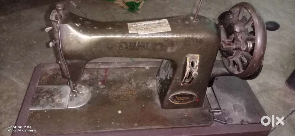 Silai machine   Rs 1000