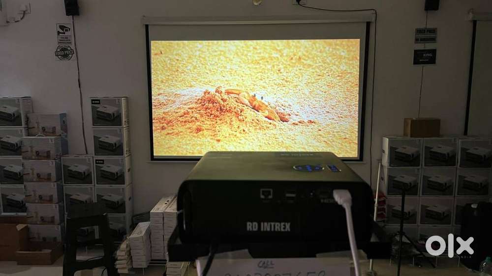 Best NEW quality 4K 3D projectors and screens wall tripod at wholesale