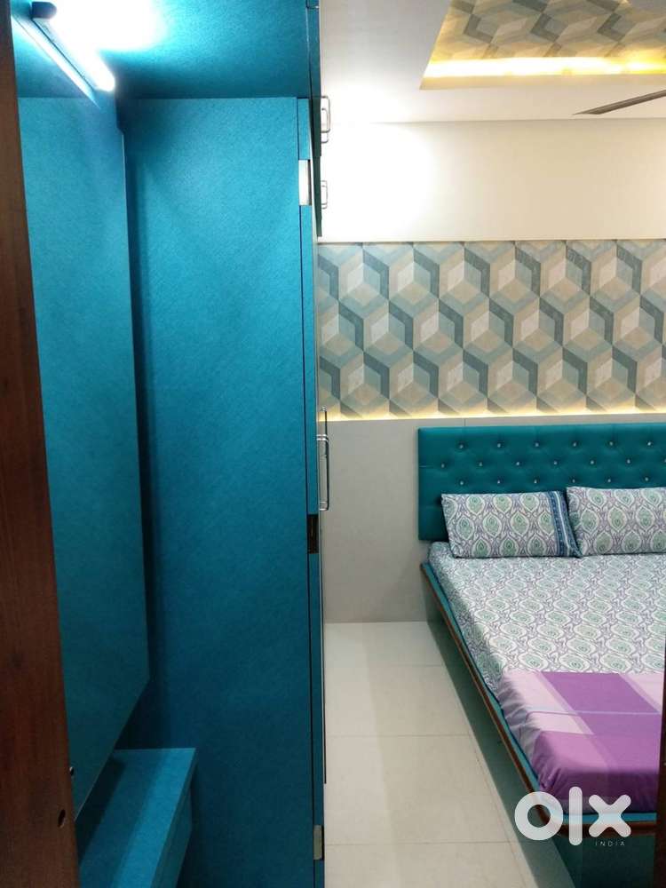 1.5 BHK Furnished flat on rent immediate possession