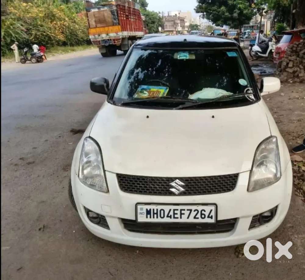 4 टायर नवीन 4 पावर वींन्डो सावुंन्ड सिस्टम एक रूपयाचा पन खर्च नाही