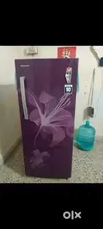 Lg product , good condition , single door