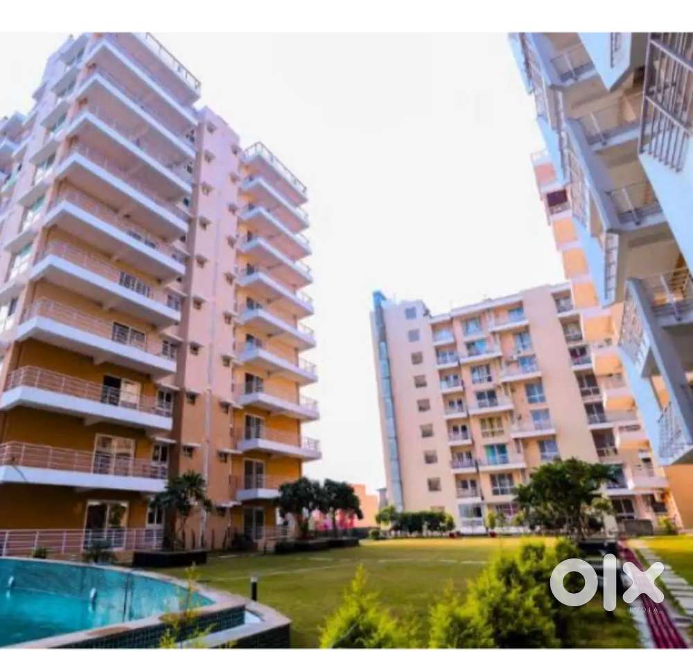 3 BHK Society Flat, 3 Bath, 3 Side Balcony  At Shastri Nagar Jogiwala